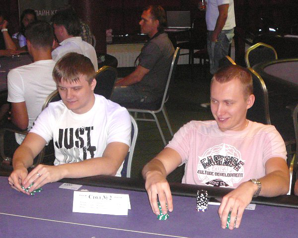 Слева направо: Евгений Асецкий, Алексей Веселов