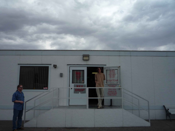 WYSIWYG:2245_637439_637440.JPG