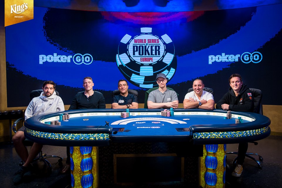 Слева направо: Тимоти Адамс, Уильям Фоксен, Хоссейн Энсан, Кейли Бёрнс, Хаким Зоуфри, Сэм Трикет