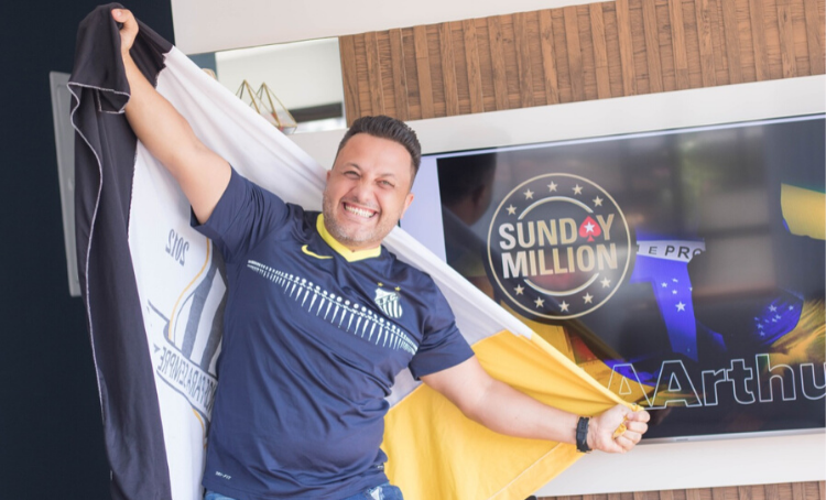 Alex «AAAArthur» Brito - победитель юбилейного SM