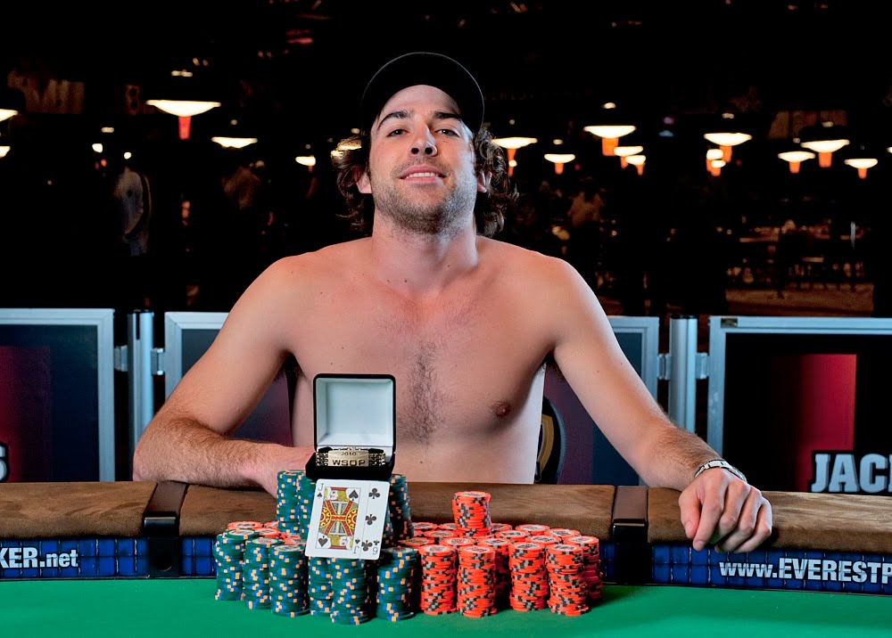 Паскаль Лефрансуа празднует первый браслет Мировой Серии Покера