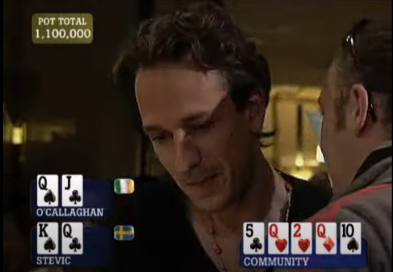 Стевич принимает поздравления от своего оппонента в хедз-апе Main Event EPT Barcelona 2004.