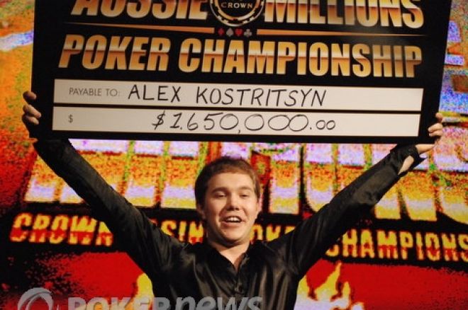 Александр Кострицын с чеком чемпиона Main Event Aussie Millions (сумма выигрыша указана в австралийских долларах).