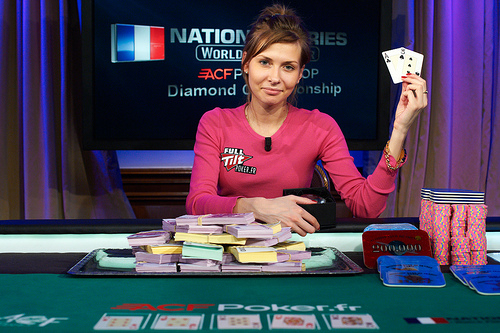 Наталья Никитина после победы в Diamond Championship на WPT 2011 в Париже.