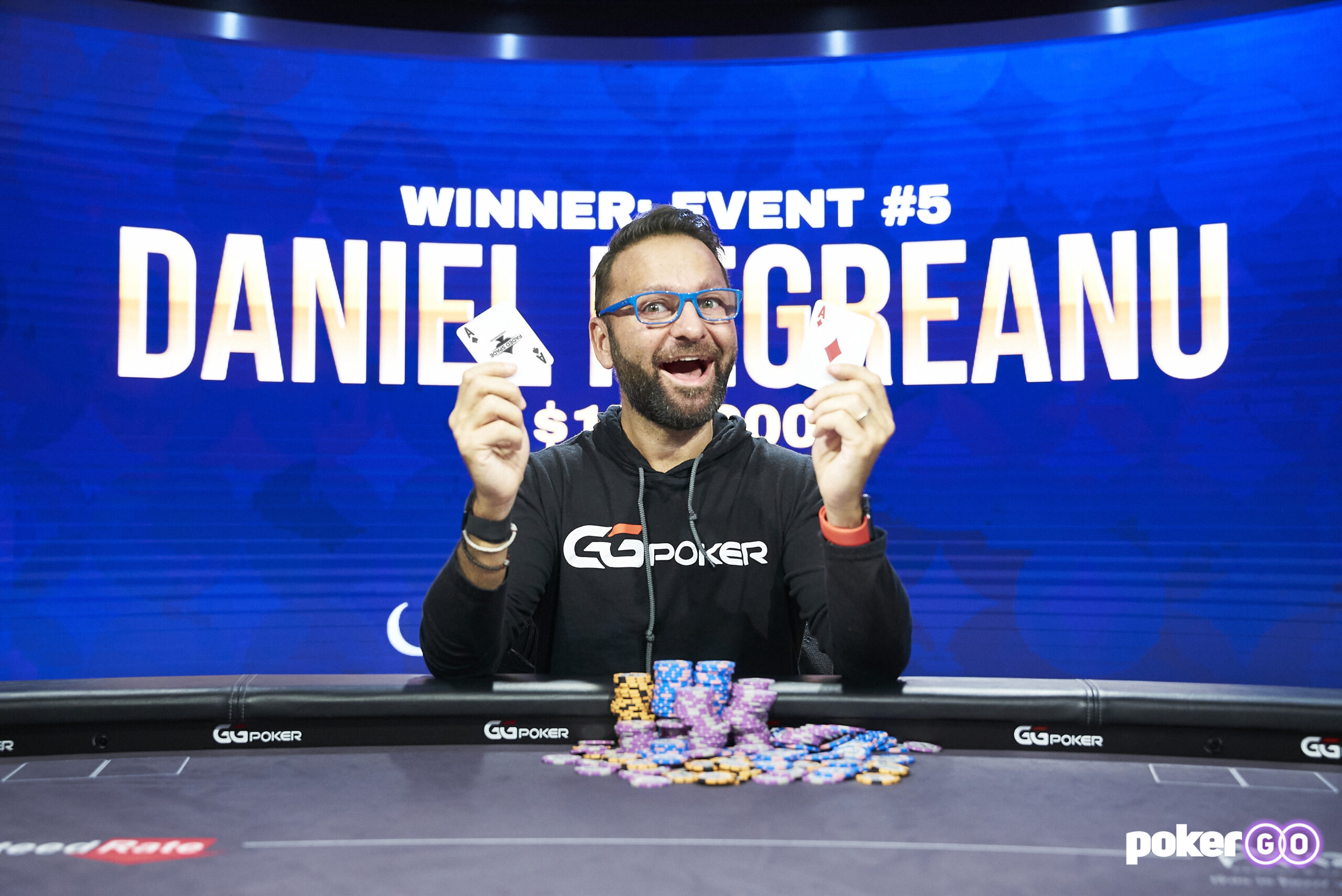 Даниэль Негреану после победы в $10K NLH #5 на Poker Masters 2021.