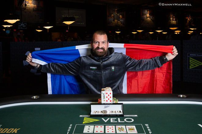 Александре Реард с первым браслетом WSOP в карьере, полученным за победу в $5K Freezeout NLH 8-Handed, 2021 год.