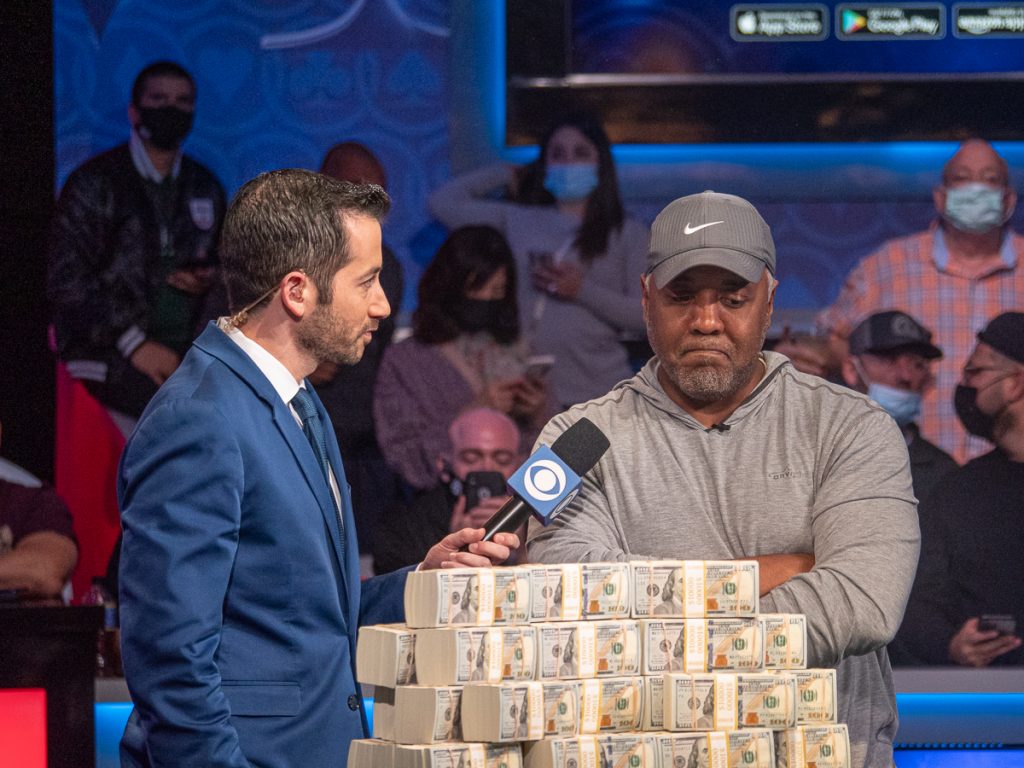 Джордж Холмс не может подобрать слов, чтобы описать огорчение от победы Корая Алдемира в Main Event WSOP 2021