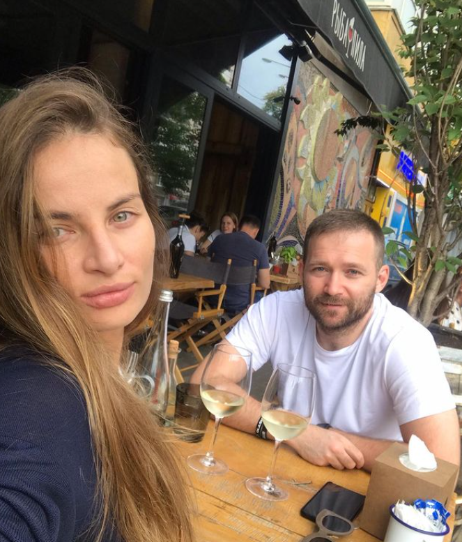 Евгений Качалов с женой Анной, фото 2019 года из Instagram