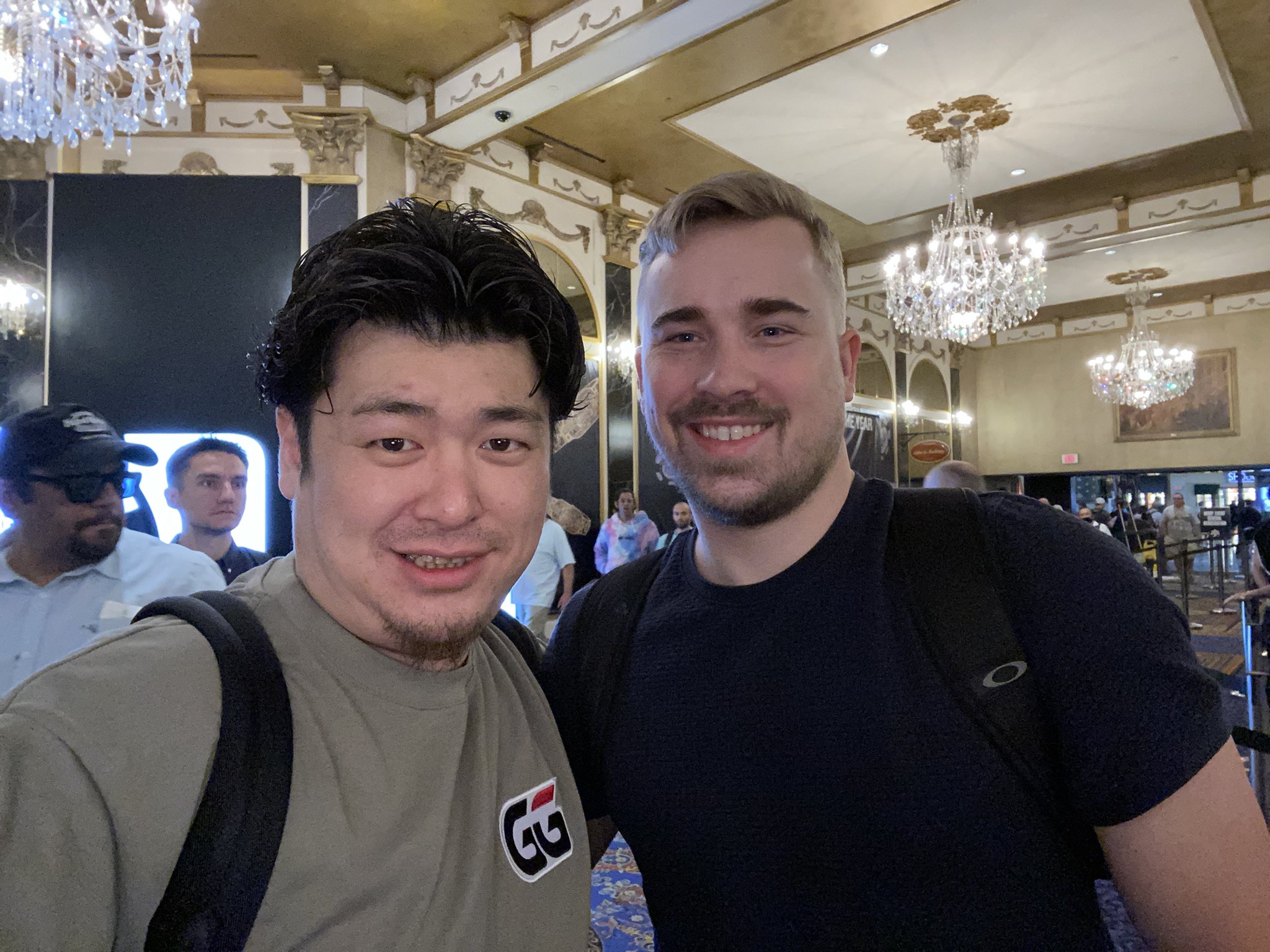 Тамон Накамура и Адам Хендрикс