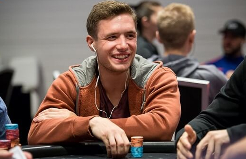 Роман Храбек