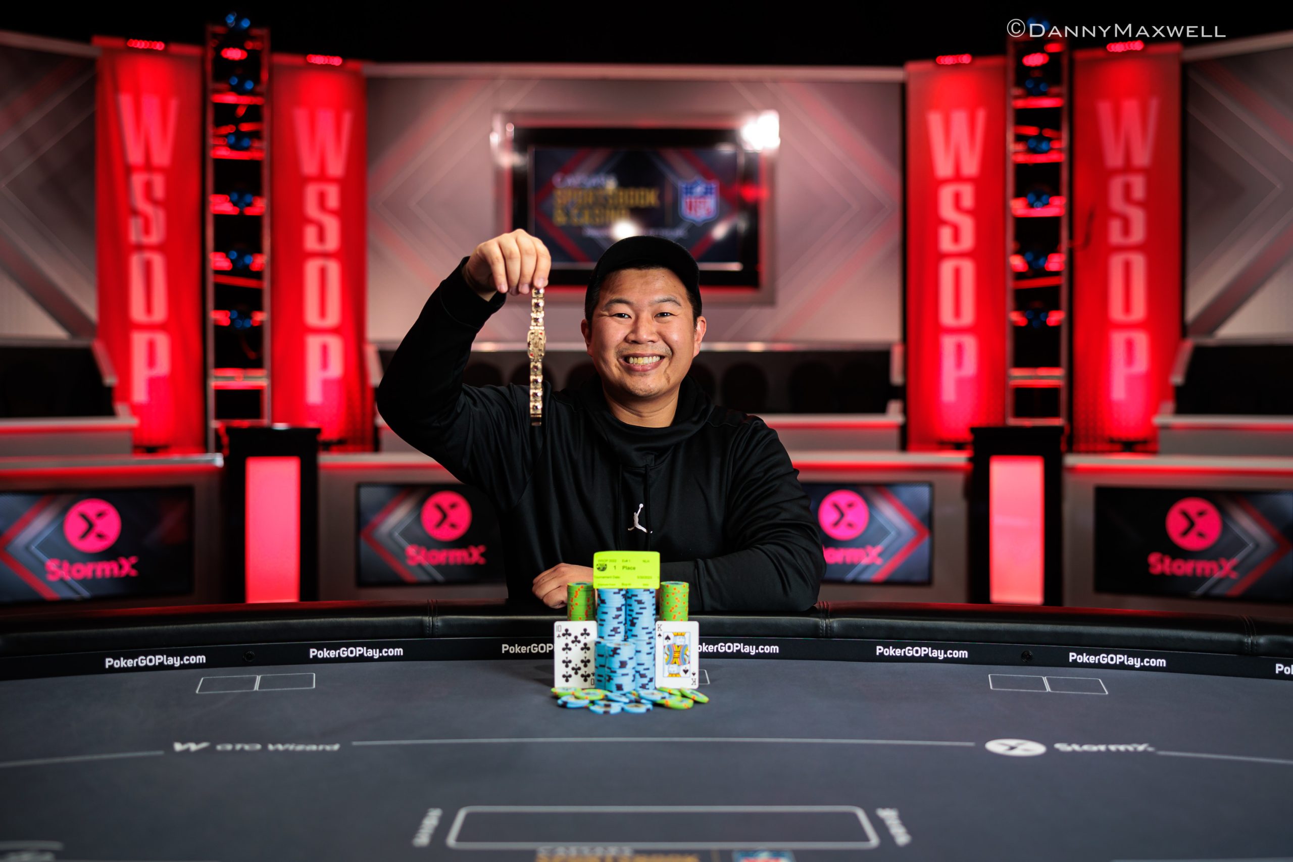 Питер Тай с браслетом WSOP 2023