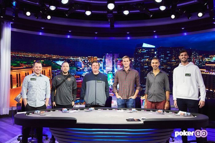 На фото слева изображён Джонатан Литтл, а справа — Джастин Салиба