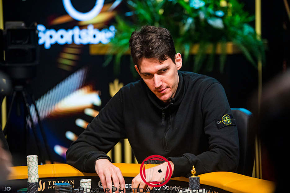 Деян Каладжурджевич