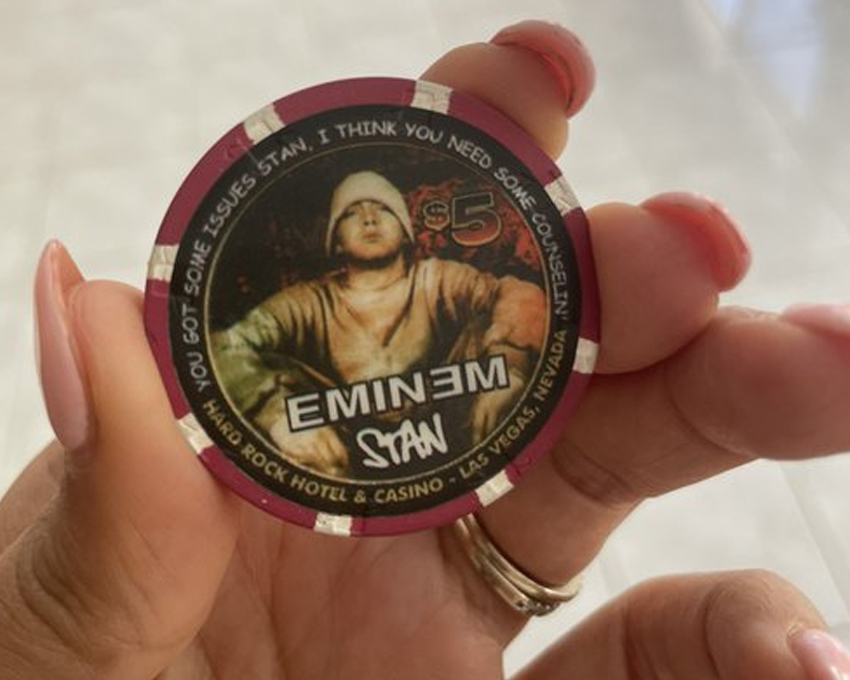 Счастливая фишка Никки Лимо с Эминемом