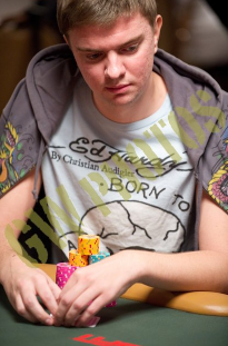 Дмитрий Стельмак за финальным столом WSOP