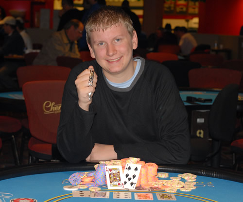 Браслет, карты, фишки, Cher...