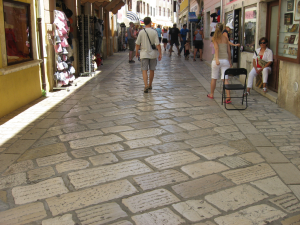 WYSIWYG:450319_857840_857841.JPG