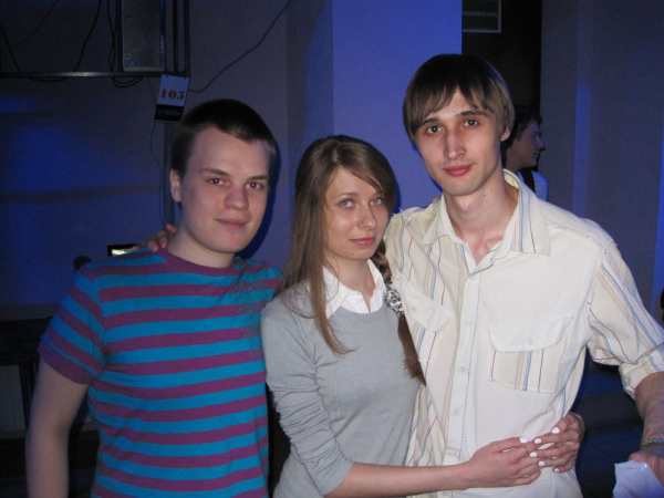 WYSIWYG:498518_1388881_1388882.jpg