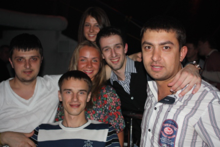 WYSIWYG:584428_1493781_1493782.JPG