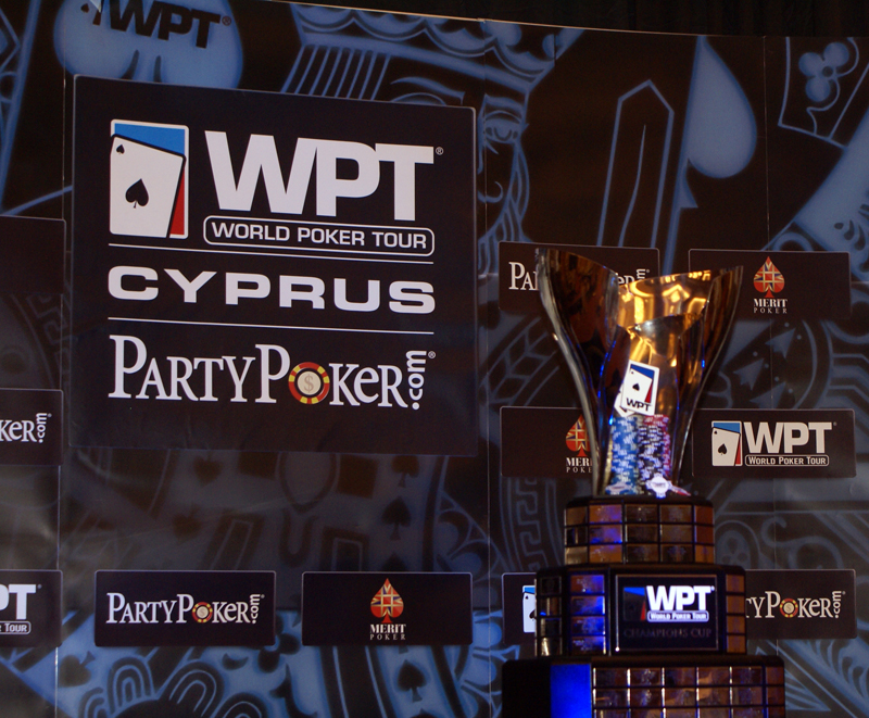 Престижный и желанный кубок World Poker Tour
