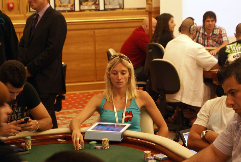 Гаэль Боман - открытие WSOP 2012 Main Event и новая французская покерная звезда