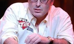 Селбст снова выигрывает NAPT Mohegan Sun Main Event Селбст снова выигрывает NAPT Mohegan Sun Main Event