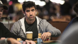 Финальный стол WSOP 2012: Осталось трое