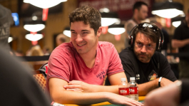 Блэр Хинкл попадает в историю WSOPC Блэр Хинкл попадает в историю WSOPC
