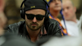 Актёр сериала "Во все тяжкие" принял участие в Главном Событии WSOP Актёр сериала "Во все тяжкие" принял участие в Главном Событии WSOP