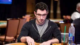 Фил Гальфонд без устали играет в кэш на WSOP Фил Гальфонд без устали играет в кэш на WSOP