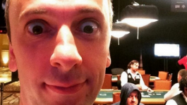 Сёмин и Родионов на финалке WSOP Сёмин и Родионов на финалке WSOP