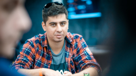 Россиянин Алексей «ImLuckPads» Савенков идёт к победе на WSOPС